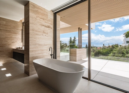 BRAND NEW LUXURY 5-BEDROOM VILLA IN BENAHAVÍS
