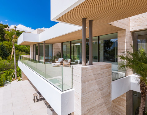 Villa for sale in Paraiso Alto, Benahavis