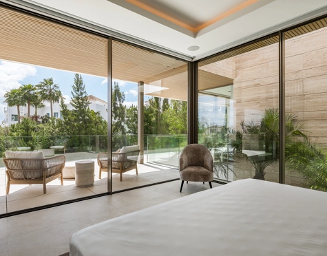 Villa for sale in Paraiso Alto, Benahavis