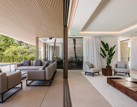 Villa for sale in Paraiso Alto, Benahavis