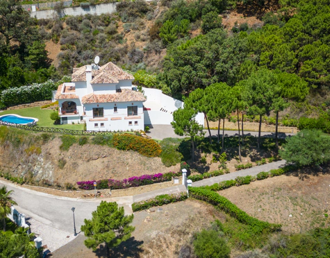 Villa for sale in Monte Mayor, Benahavis