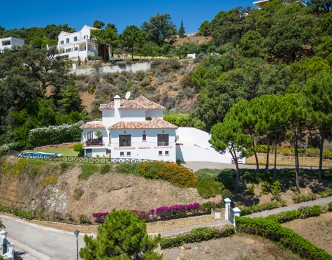 Villa for sale in Monte Mayor, Benahavis