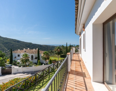 Villa for sale in Monte Mayor, Benahavis
