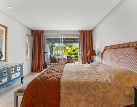 Apartment for sale in Marina Puente Romano, Marbella Golden Mile