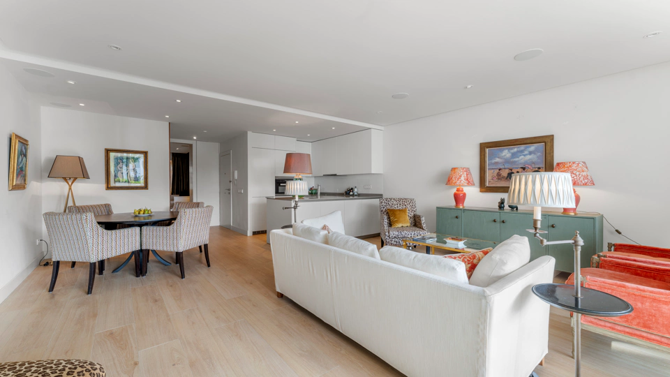 Apartment for sale in Marina Puente Romano, Marbella Golden Mile