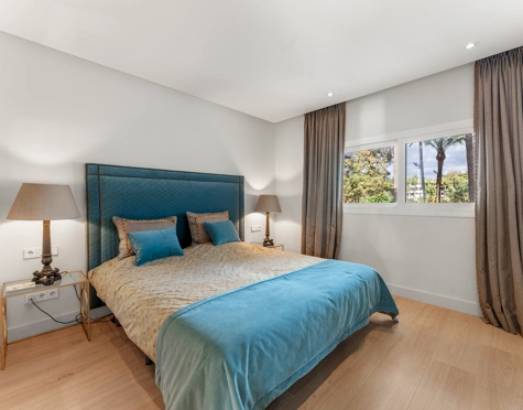 Apartment for sale in Marina Puente Romano, Marbella Golden Mile
