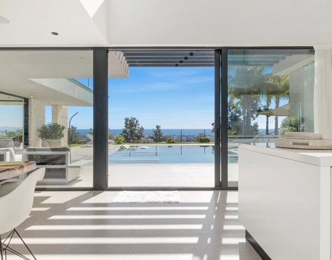 Villa en venta en La Alqueria, Benahavis