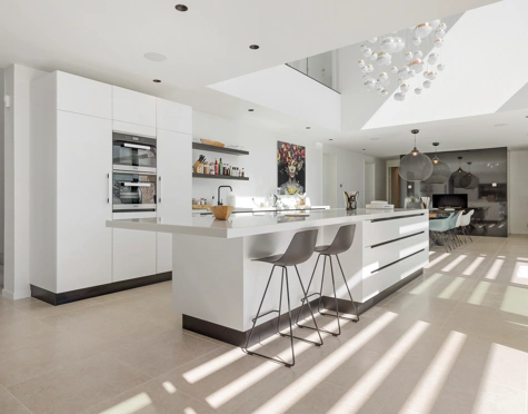 Villa en venta en La Alqueria, Benahavis