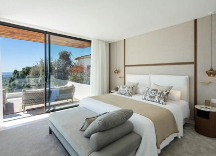VILLA DE 6 DORMITORIOS CON IMPRESIONANTES VISTAS AL MAR EN LOMAS DE LA QUINTA