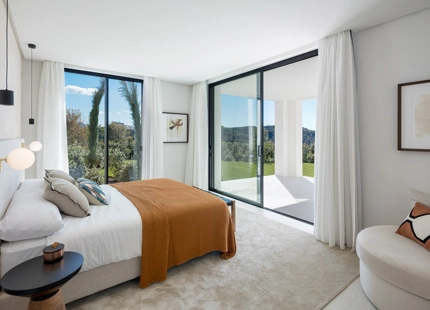 VILLA DE 6 DORMITORIOS CON IMPRESIONANTES VISTAS AL MAR EN LOMAS DE LA QUINTA