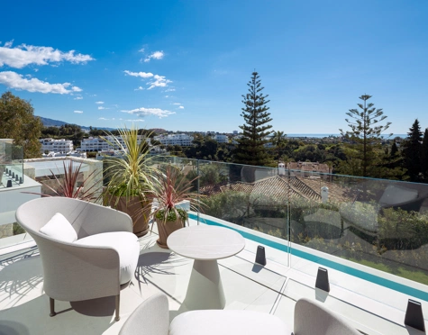 Villa for sale in La Quinta, Benahavis