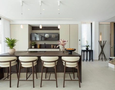 Villa for sale in La Quinta, Benahavis