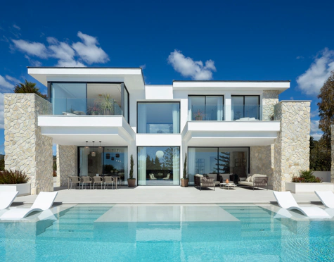 Villa for sale in La Quinta, Benahavis