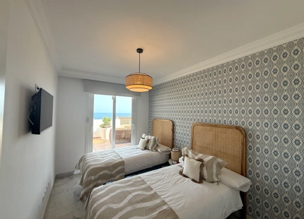 LUXURIOUS 3-BEDROOM PENTHOUSE FOR SALE IN PUERTO BANÚS