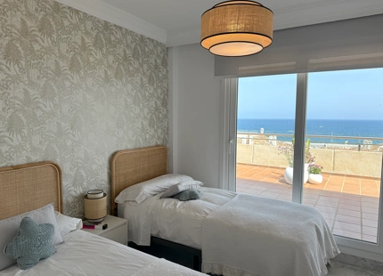 LUXURIOUS 3-BEDROOM PENTHOUSE FOR SALE IN PUERTO BANÚS