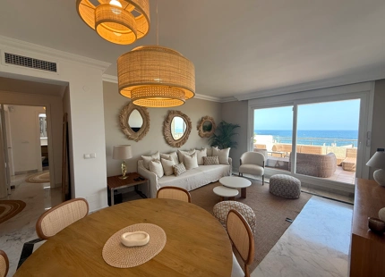 LUXURIOUS 3-BEDROOM PENTHOUSE FOR SALE IN PUERTO BANÚS