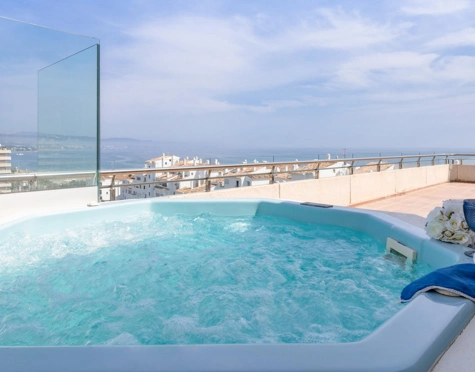 Ático en venta en Marina Banus, Marbella - Puerto Banus