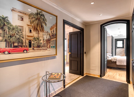 ELEGANT DUPLEX PENTHOUSE WITH SEA VIEWS IN MARBELLA GOLDEN MILE