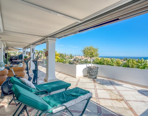 Atico Duplex en venta en Monte Paraiso Country Club, Marbella Golden Mile