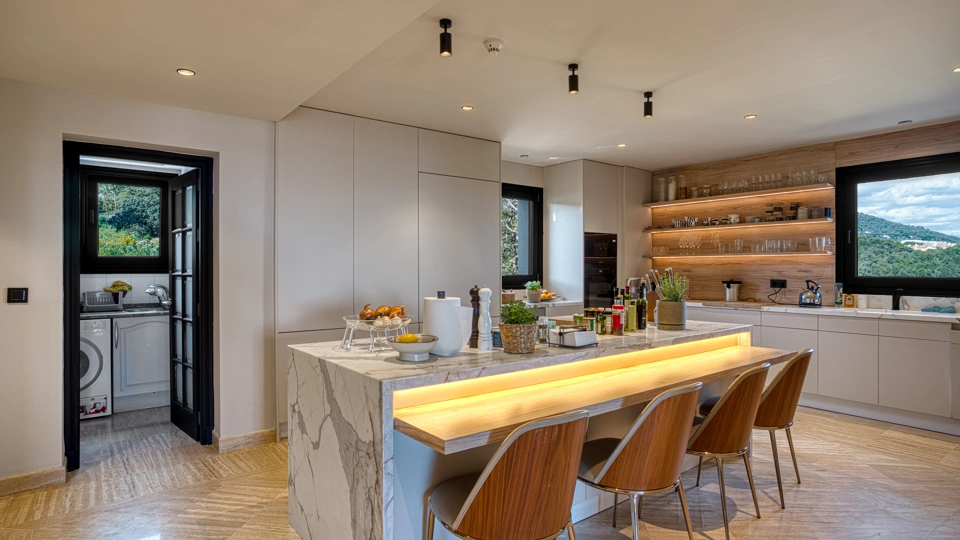 Duplex Penthouse for sale in Monte Paraiso Country Club, Marbella Golden Mile