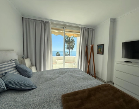 Atico Duplex en alquiler a corta temporada en Alcazaba Beach, Estepona East