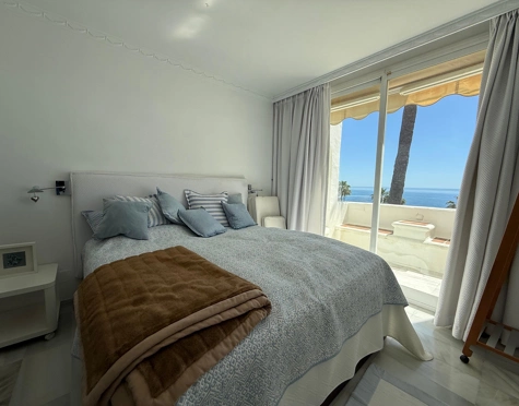 Atico Duplex en alquiler a corta temporada en Alcazaba Beach, Estepona East