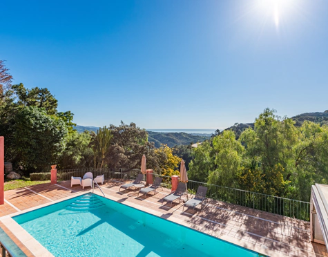 Villa en venta en Benahavis