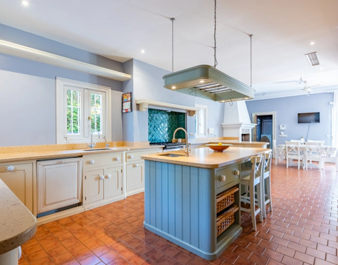 Villa en venta en Benahavis