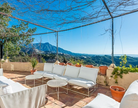 Villa en venta en Benahavis