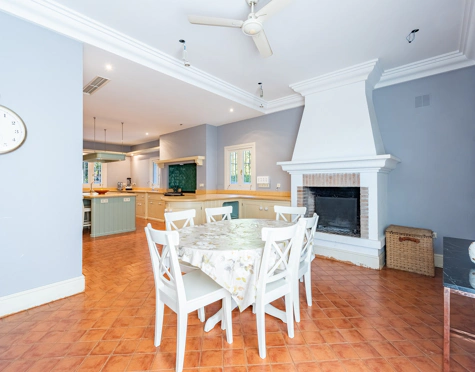 Villa en venta en Benahavis