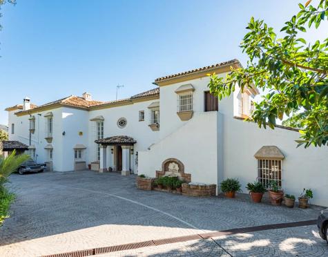 Villa en venta en Benahavis