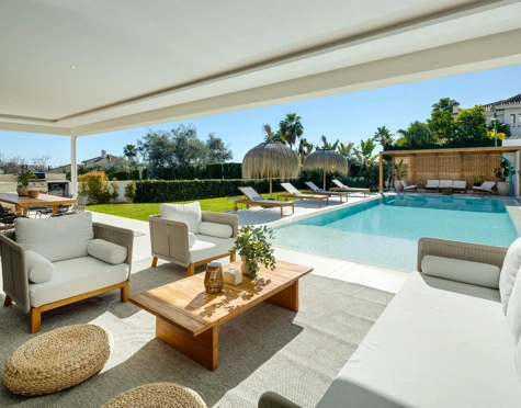 Villa en venta en La Cerquilla, Nueva Andalucia
