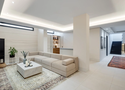 VILLA EXCEPCIONAL CON VISTAS IMPRESIONANTES EN NUEVA ANDALUCÍA