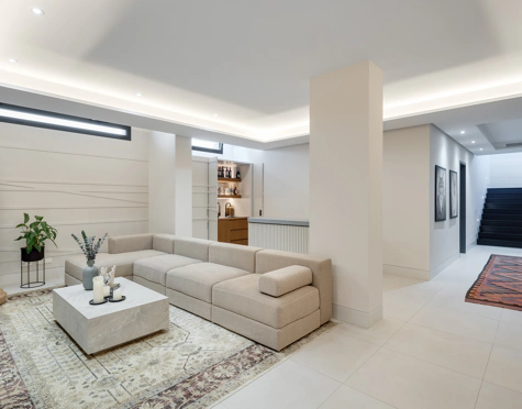 Villa en venta en La Cerquilla, Nueva Andalucia