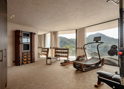EXTRAORDINARY VILLA WITH IMPRESSIVE FEATURES IN BENAHAVÍS