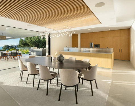 Villa for sale in El Madroñal, Benahavis