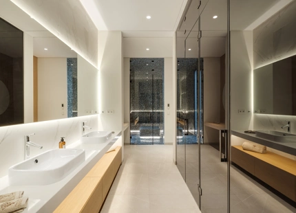 STUNNING LUXURY VILLA WITH INCREDIBLE FEATURES IN EL MADROÑAL