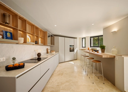 ELEGANTE VILLA EN NUEVA ANDALUCÍA EN VENTA