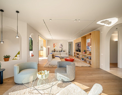 Villa en venta en Nueva Andalucia, Marbella