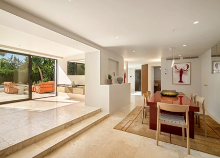 ELEGANTE VILLA EN NUEVA ANDALUCÍA EN VENTA
