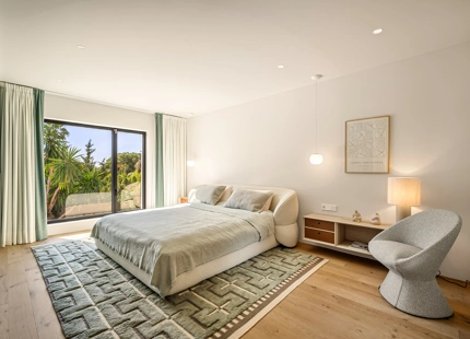 ELEGANTE VILLA EN NUEVA ANDALUCÍA EN VENTA