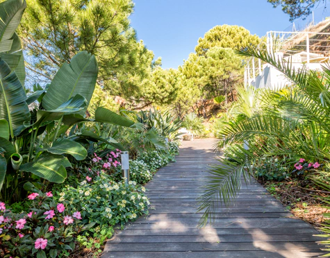 Villa for sale in Altos de Estepona