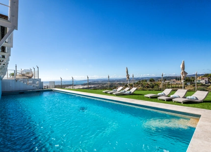 EXCEPCIONAL Y ENCANTADORA VILLA EN VENTA EN ESTEPONA