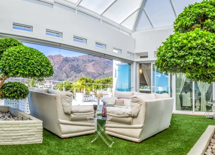EXCEPCIONAL Y ENCANTADORA VILLA EN VENTA EN ESTEPONA