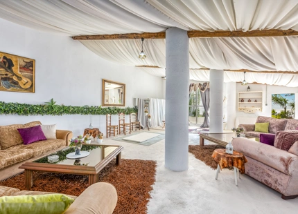 EXCEPCIONAL Y ENCANTADORA VILLA EN VENTA EN ESTEPONA