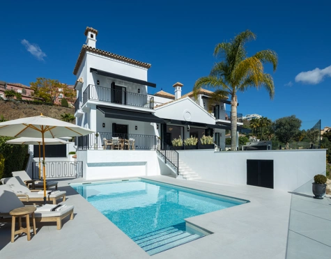 Villa for sale in La Quinta, Benahavis