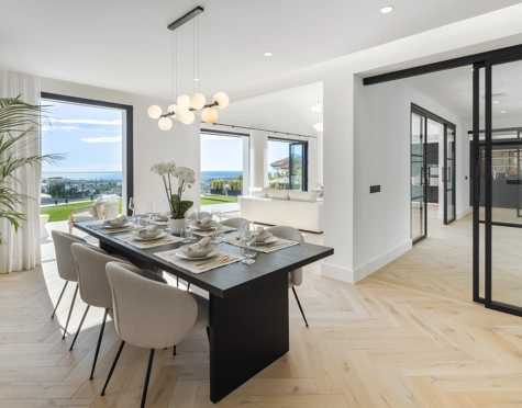 Villa for sale in La Quinta, Benahavis