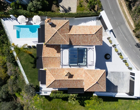 Villa for sale in La Quinta, Benahavis