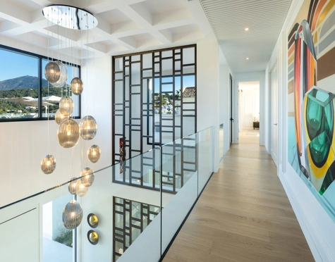 Villa for sale in Monte Halcones, Benahavis