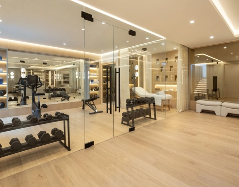 Villa for sale in Monte Halcones, Benahavis